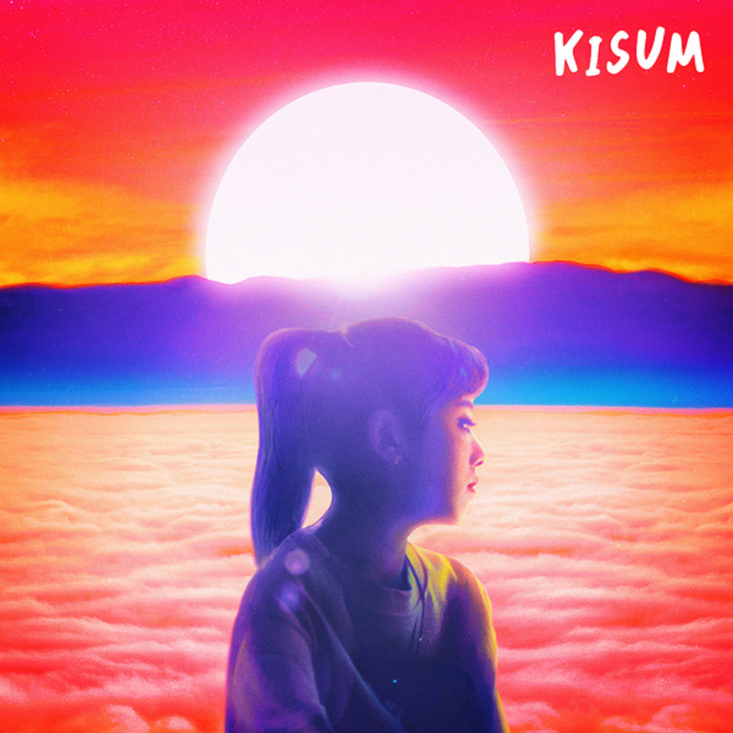 KISUM - The Sun, The Moon In Love