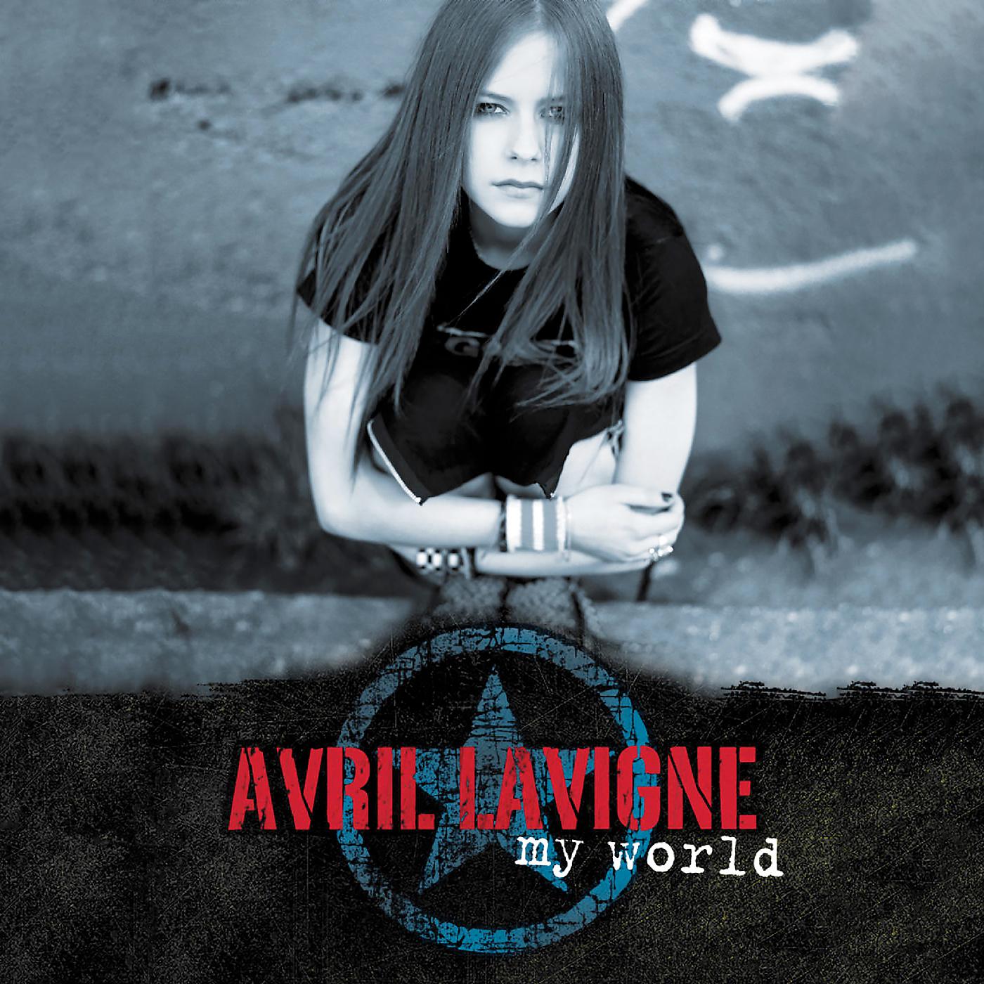 Avril Lavigne - Knockin' On Heaven's Door (Live at The Point, Dublin, Ireland - March 2003)