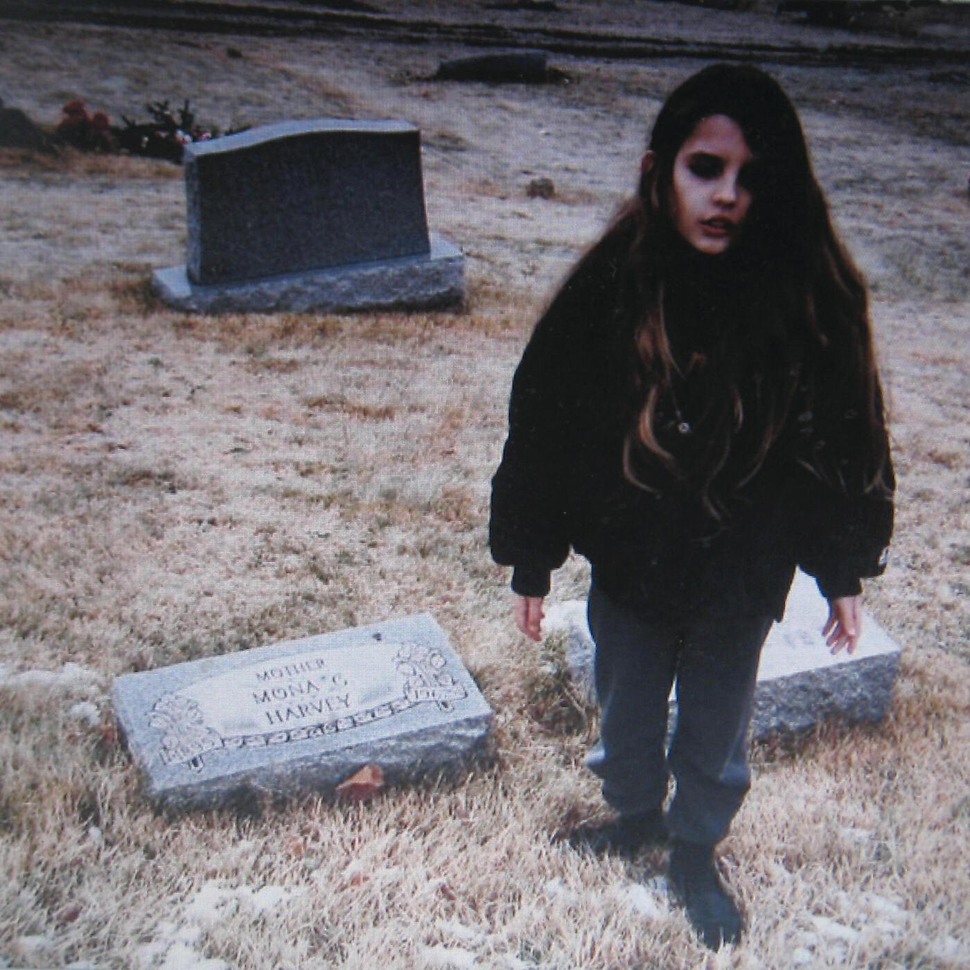 Crystal Castles - Suffocation (Album Version)